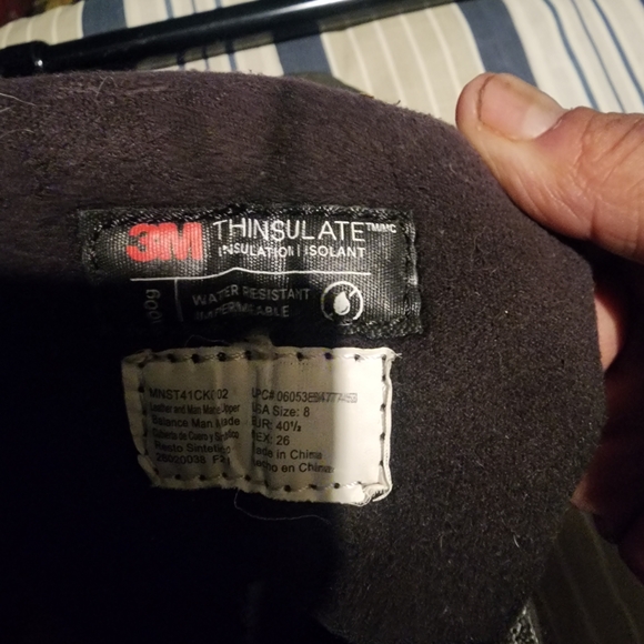 3M Thinsulate Black Water-Resistant Boots